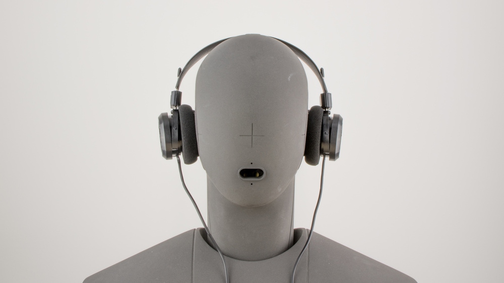 Front-on image of the Grado SR60.