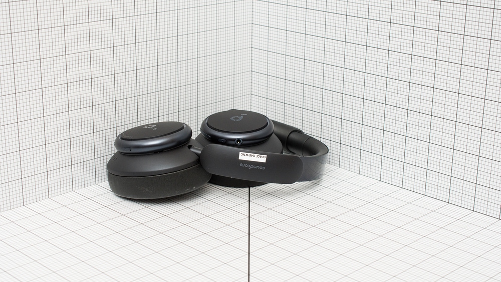 Image of the Anker Soundcore Space Q45 Wireless.